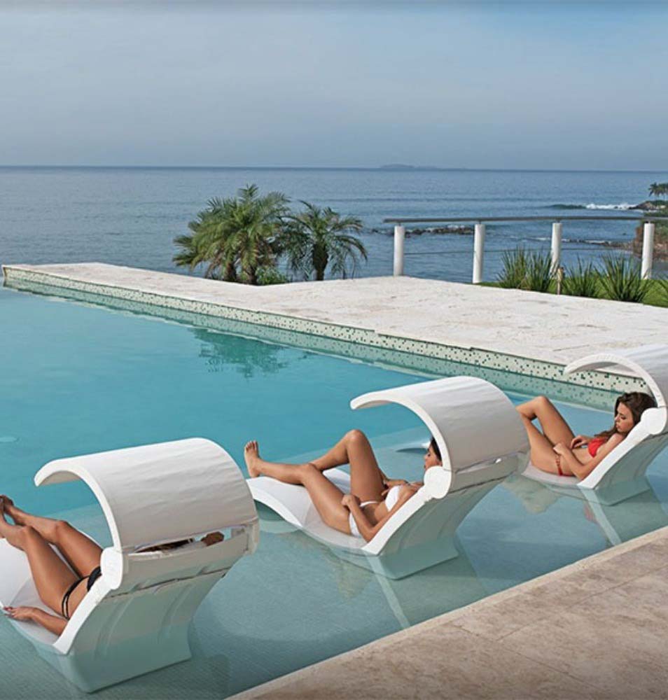 Signature Chaise Shade - Image 2