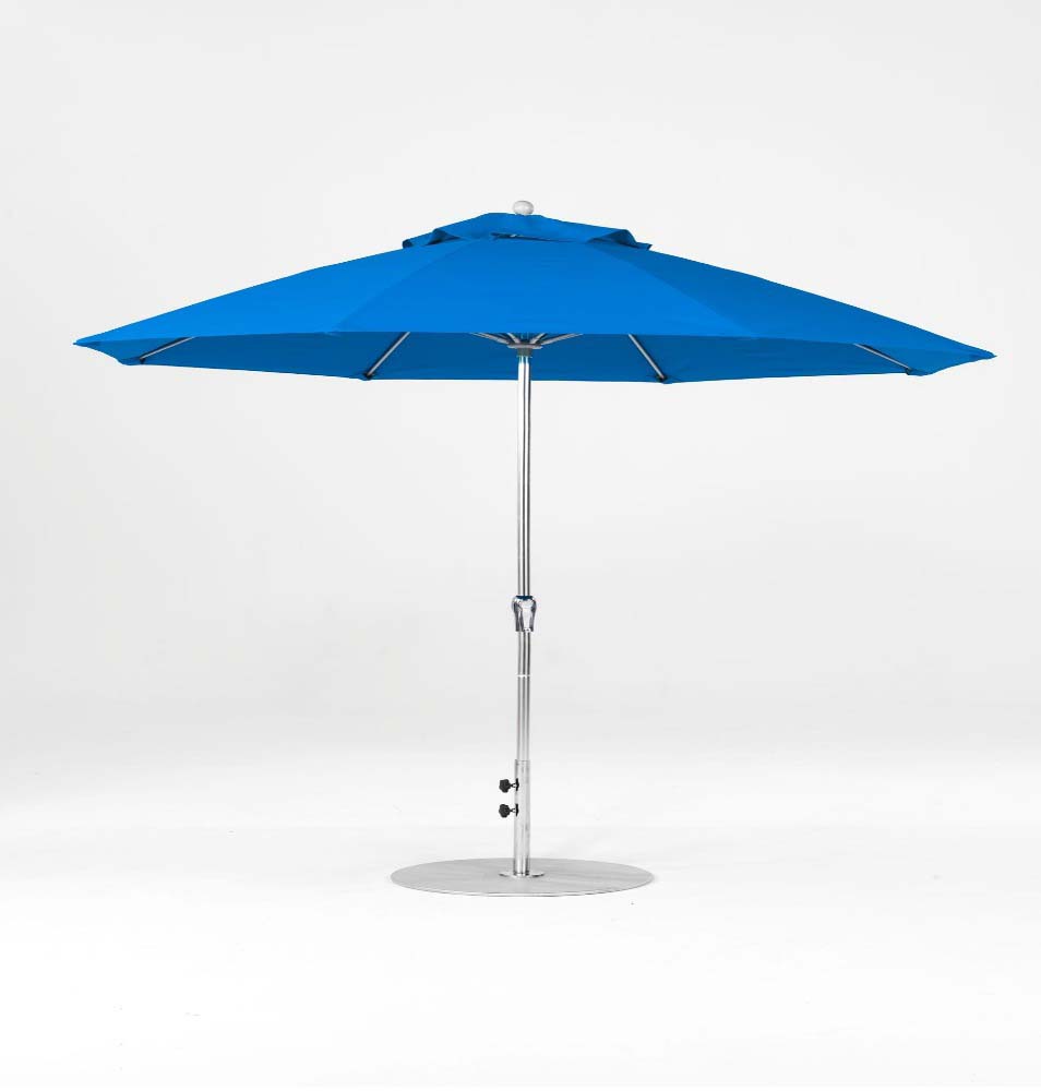 Monterey Fiberglass Market 9' Octagon Crank Lift/No Tilt Umbrella